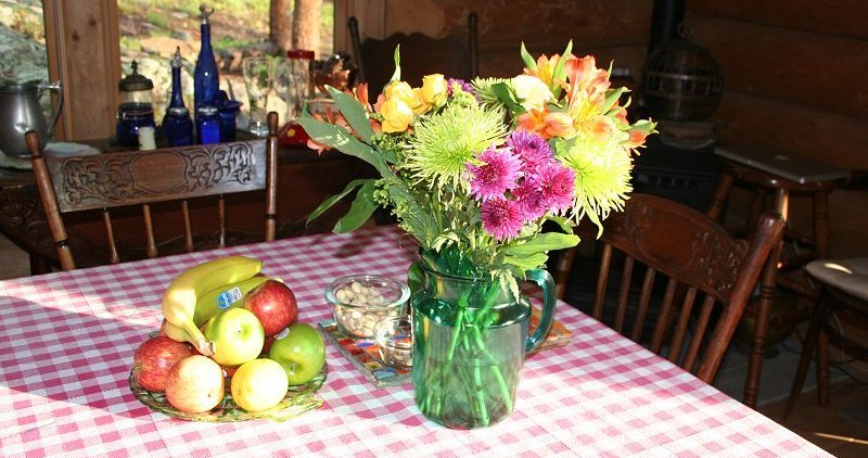 dining room flowers